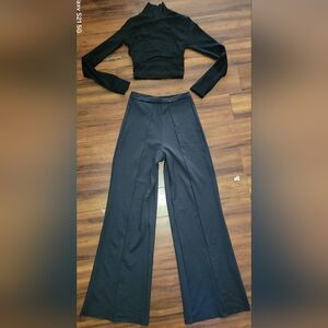 Kizzi 2 Piece Women's Black Long Sleeve Dance Top & Gray Wide Leg Dance Pants